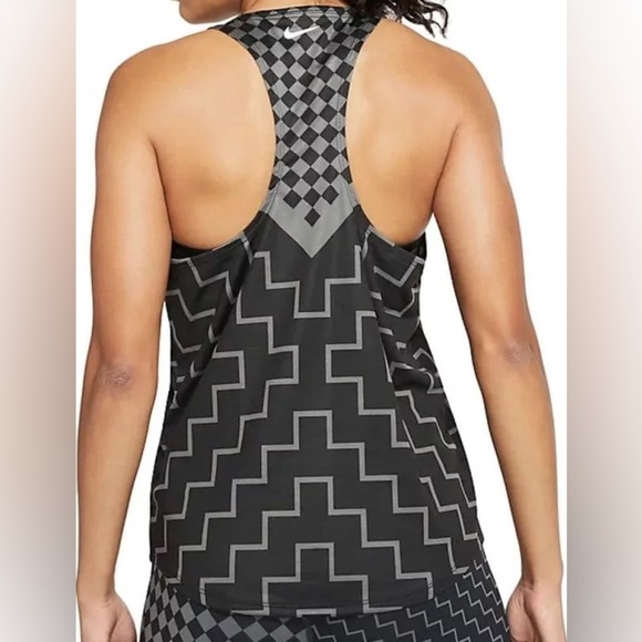 NIKE Dri Fit Black Gray Geo Print Running Gym Training Tank Top Size XS - Picture 2 of 9